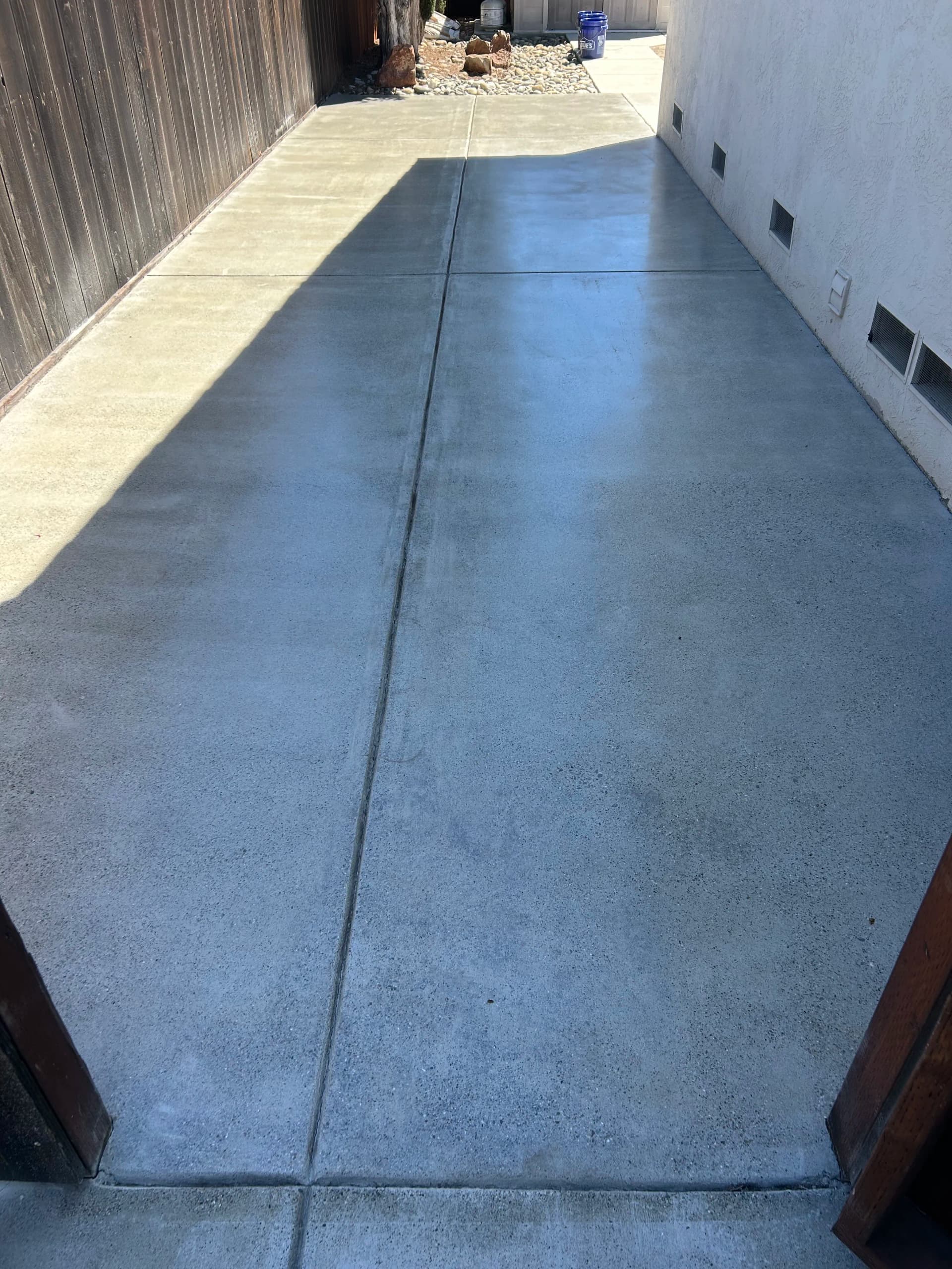 Gallery photos for Concrete Grind and Seal on a Residential Side Yard Walkway: Image #4