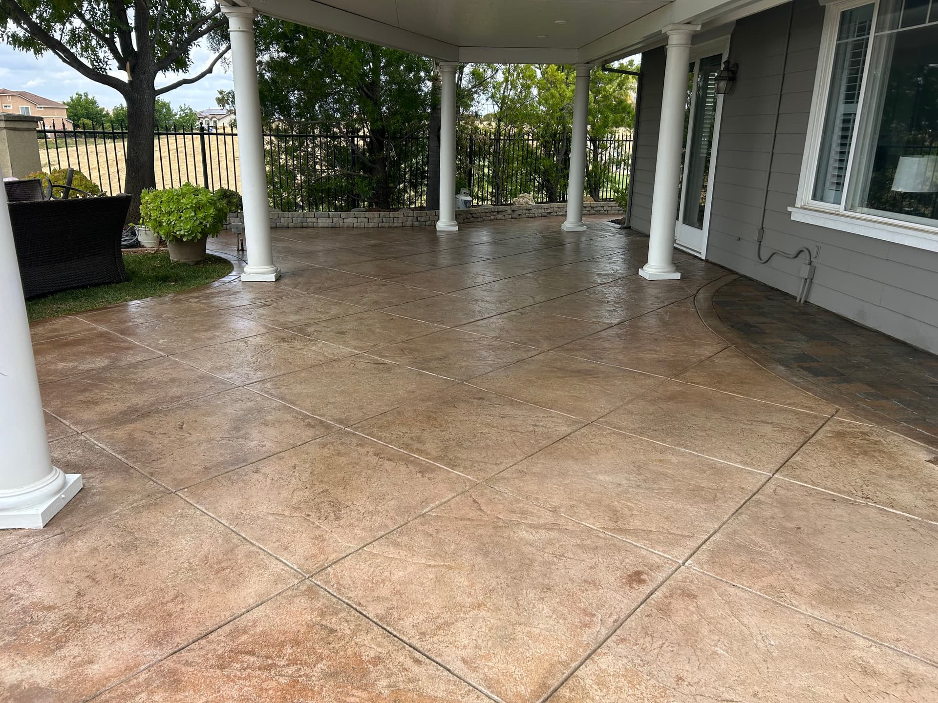 Gallery photos for Stamped Concrete Patio and Walkway Clean and Seal: Image #4