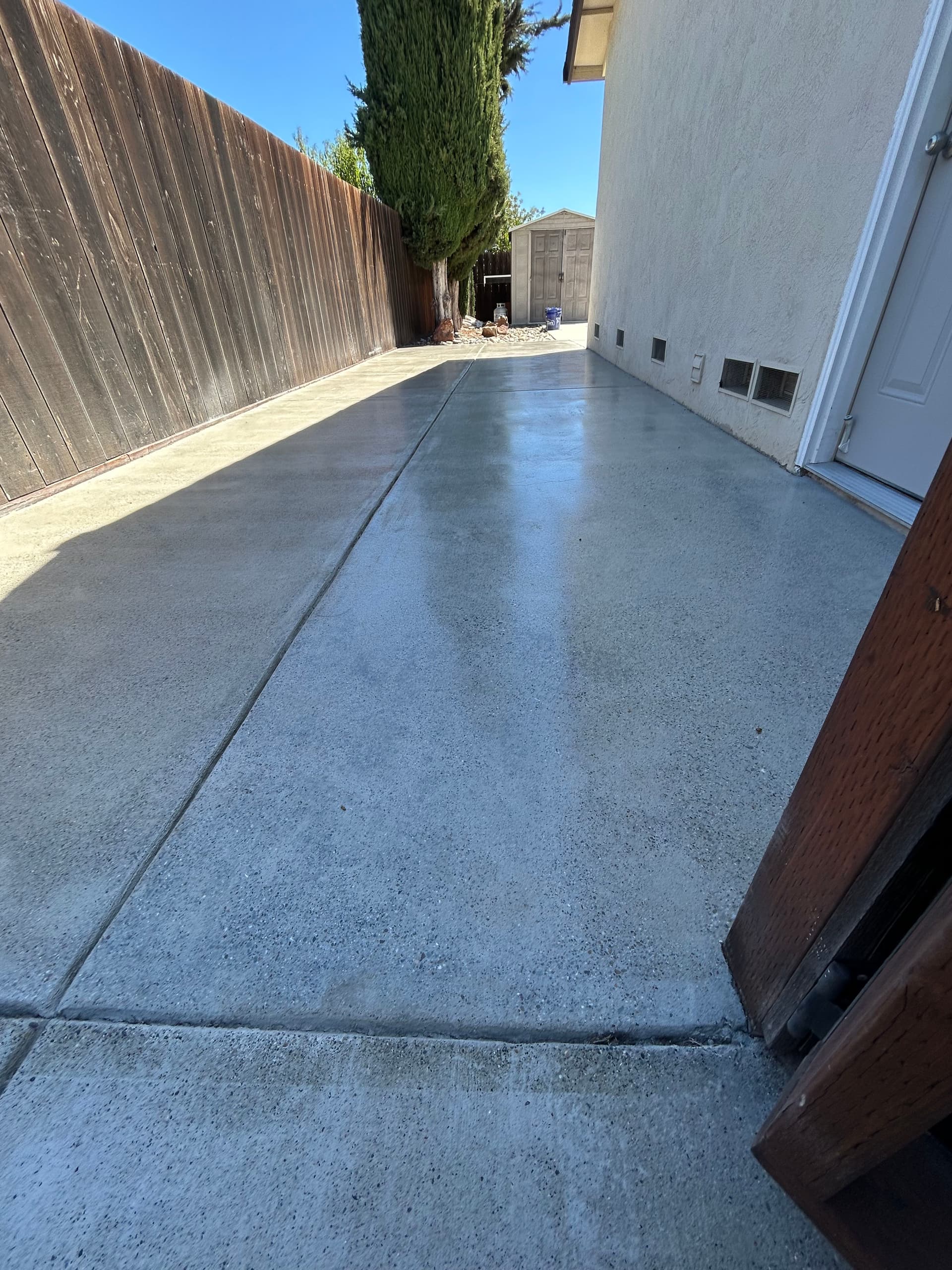 Gallery photos for Concrete Grind and Seal on a Residential Side Yard Walkway: Image #2