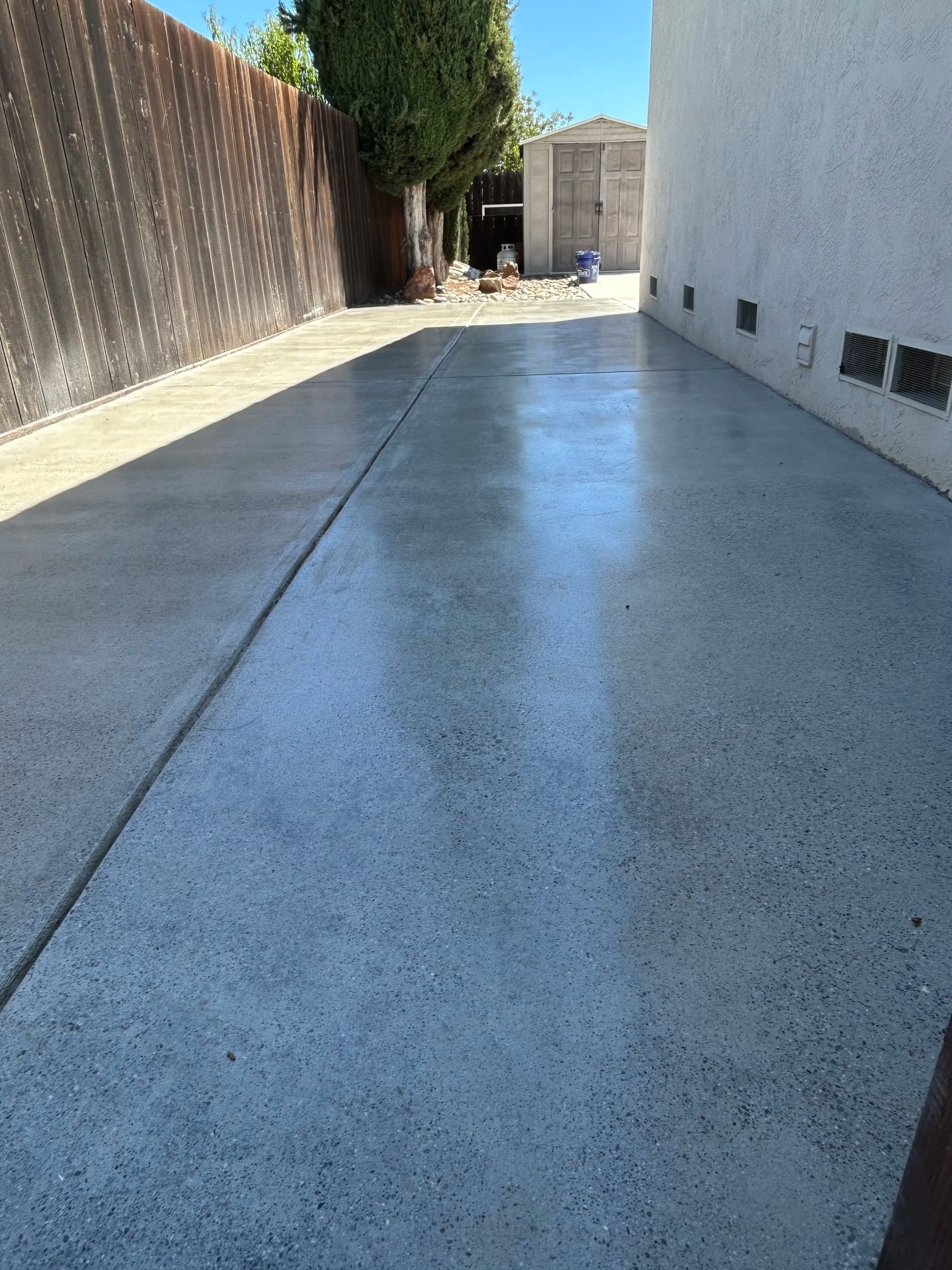 Gallery photos for Concrete Grind and Seal on a Residential Side Yard Walkway: Image #1