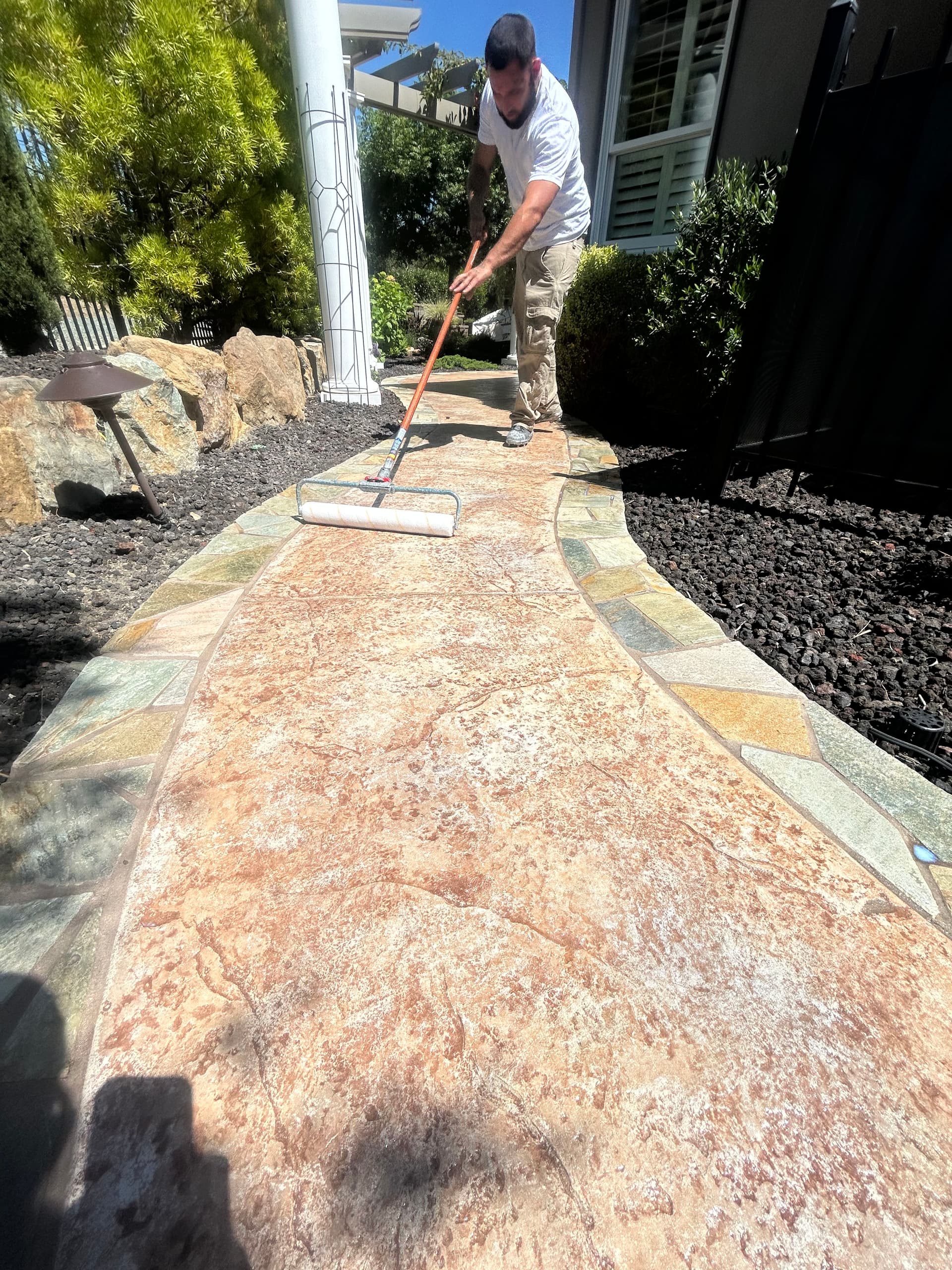Gallery photos for Cleaning and Sealing Decorative Stone and Concrete Surfaces Right: Image #6