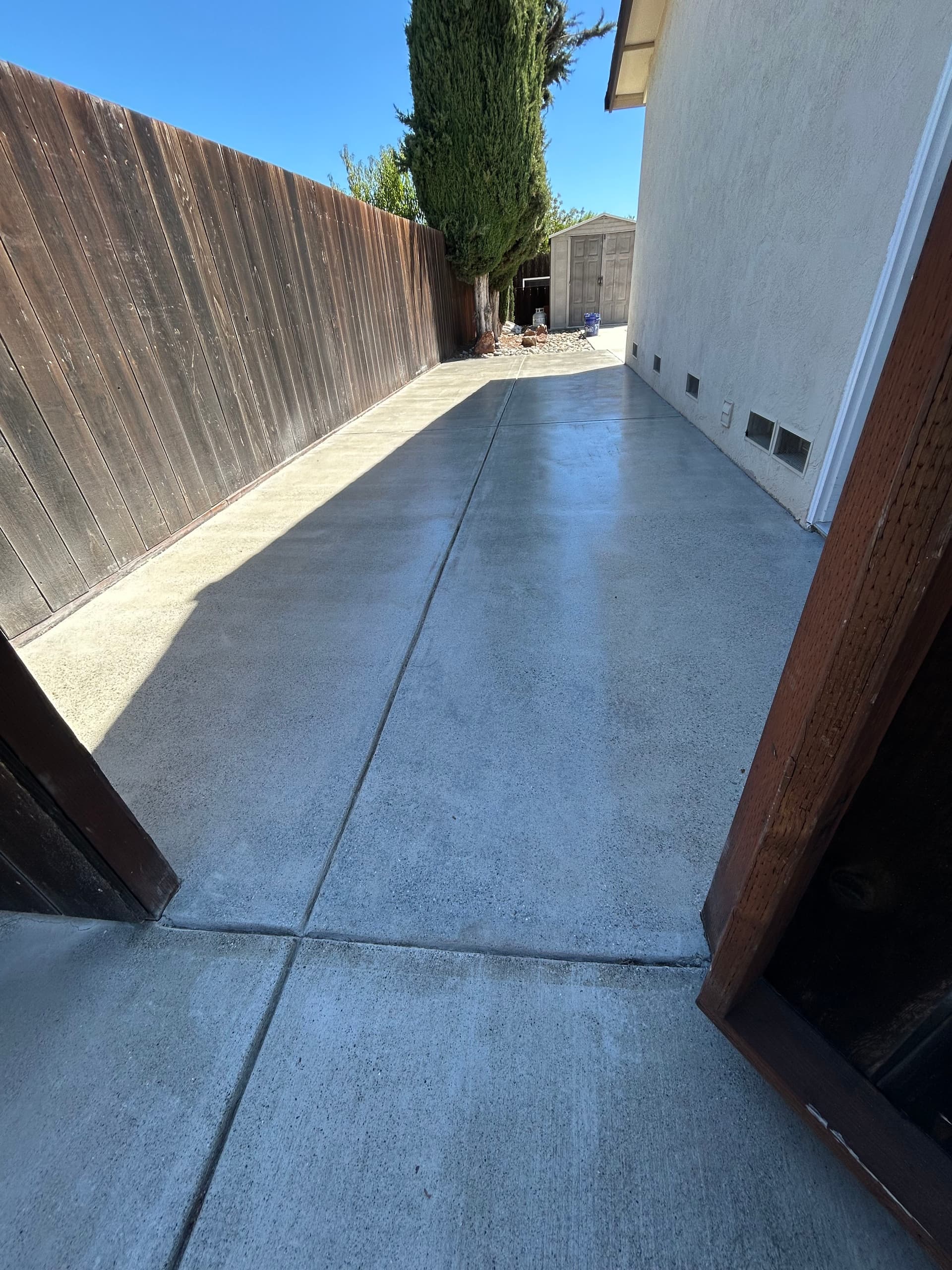 Gallery photos for Concrete Grind and Seal on a Residential Side Yard Walkway: Image #5