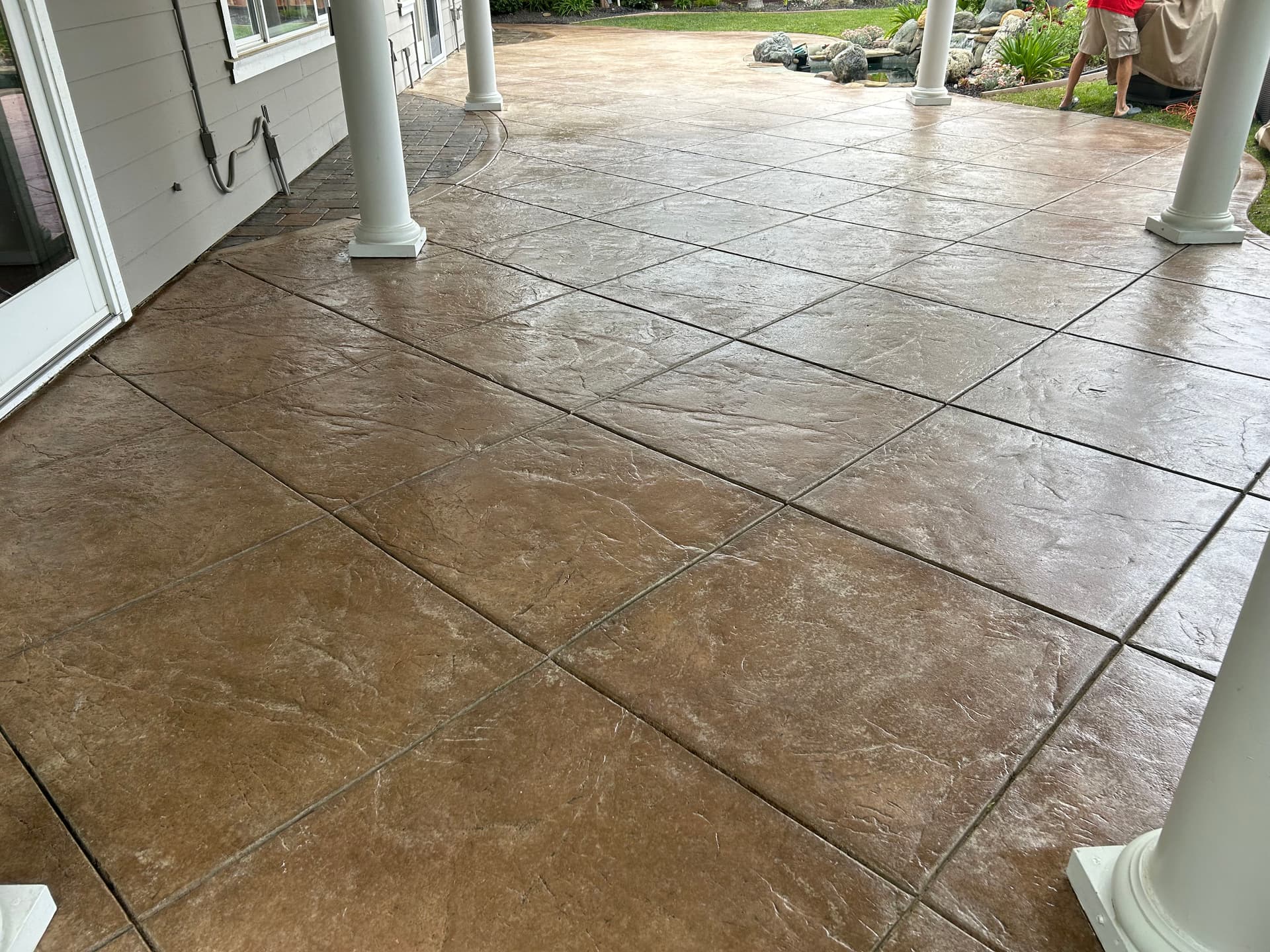 Gallery photos for Stamped Concrete Patio and Walkway Clean and Seal: Image #3
