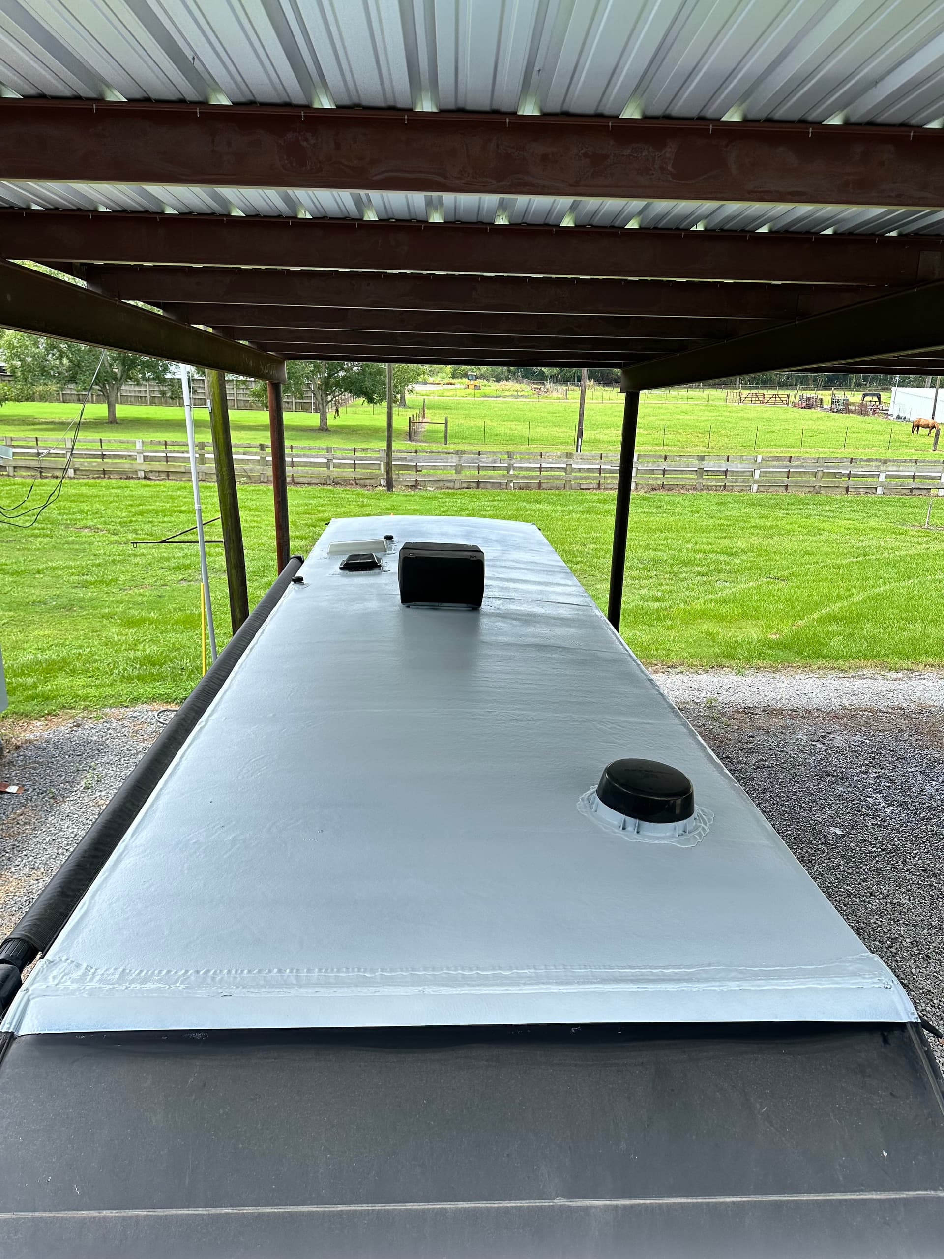 Gallery photos for Spray-On Bedliner That Actually Holds Up to Real Work: Image #1
