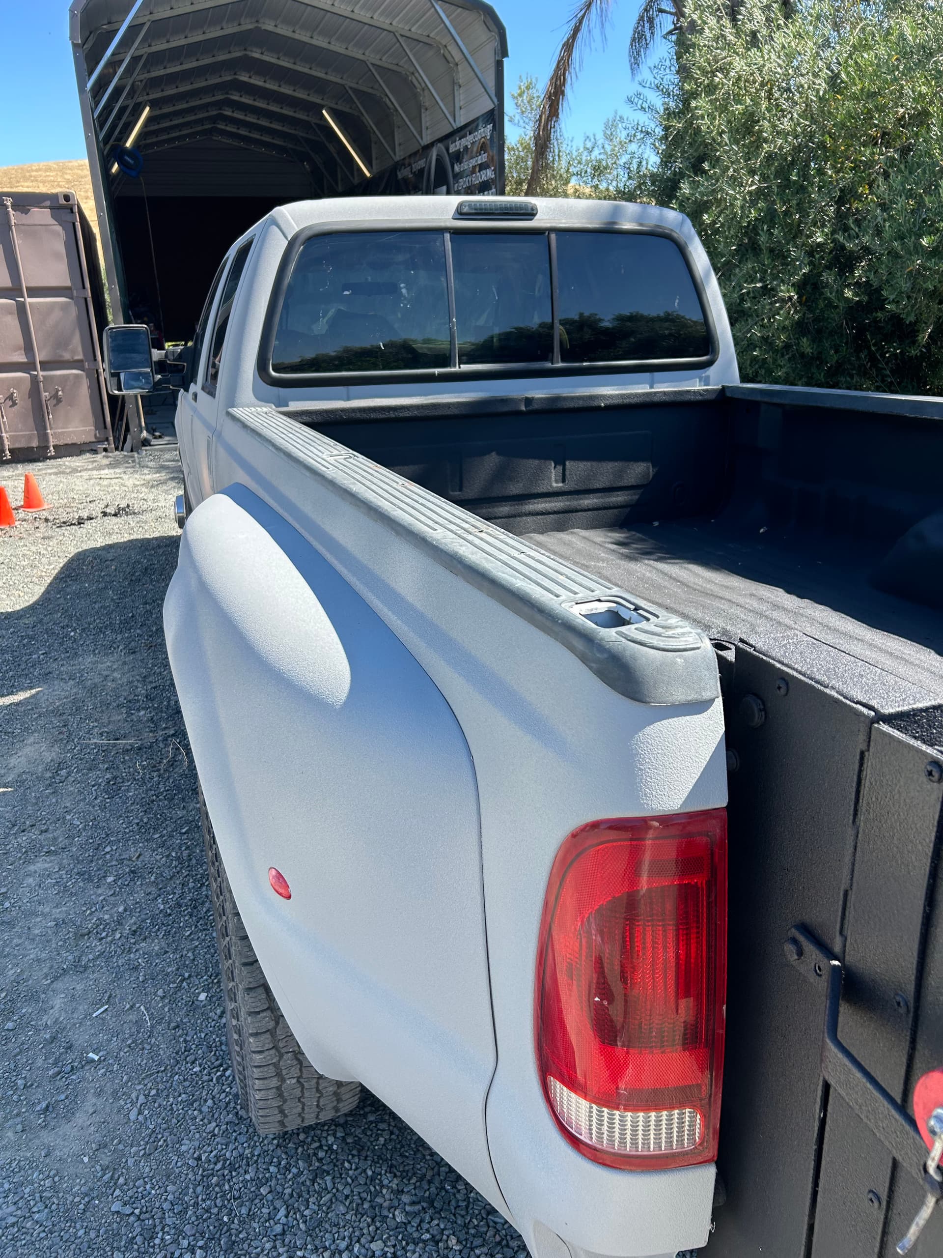 Gallery photos for Full Truck Coating and Bedliner Done Right on This Ford F-350: Image #8