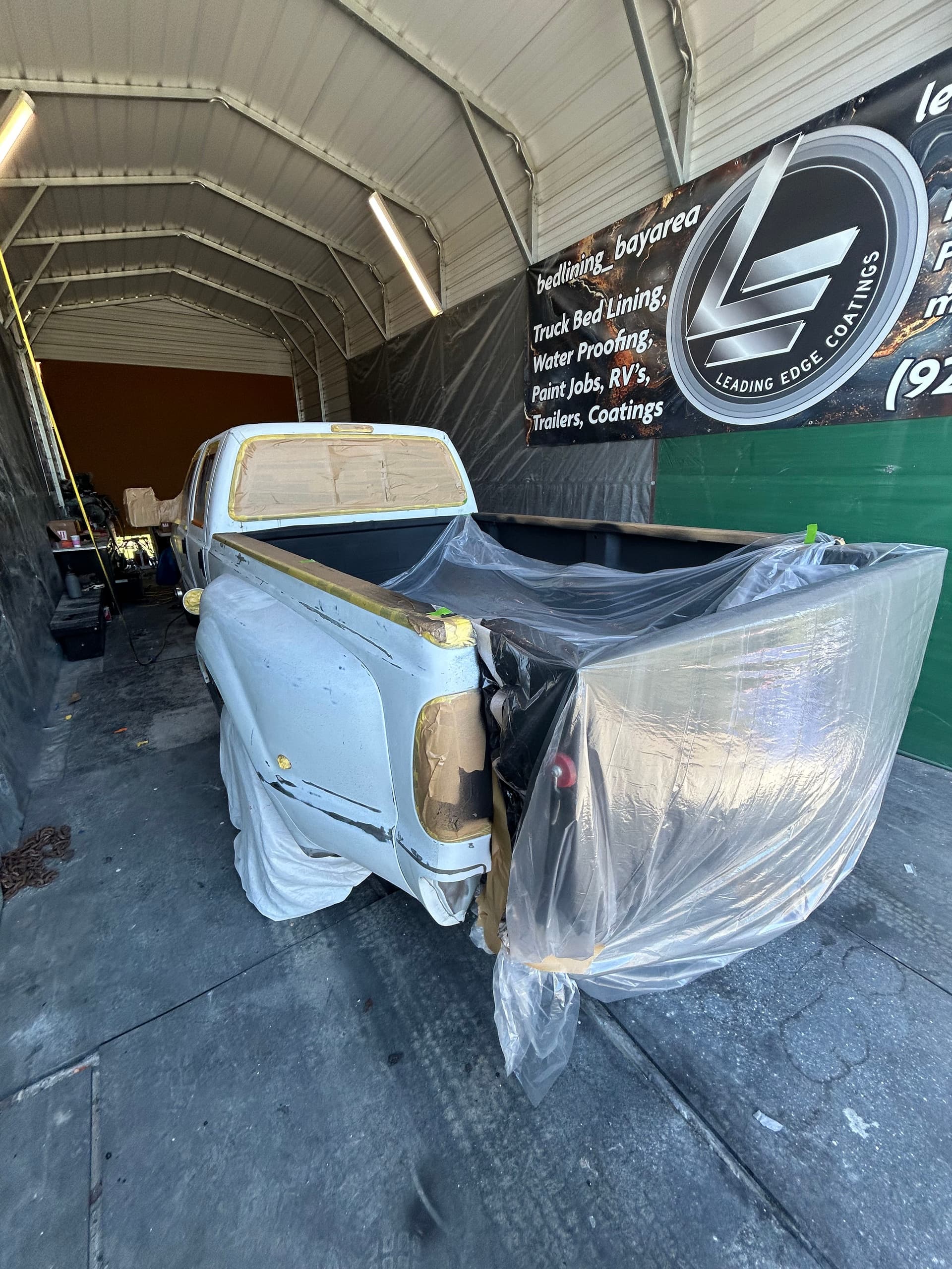 Gallery photos for Ford F-350 Dually Gets Full Truck Bed Coating and Body Work: Image #5
