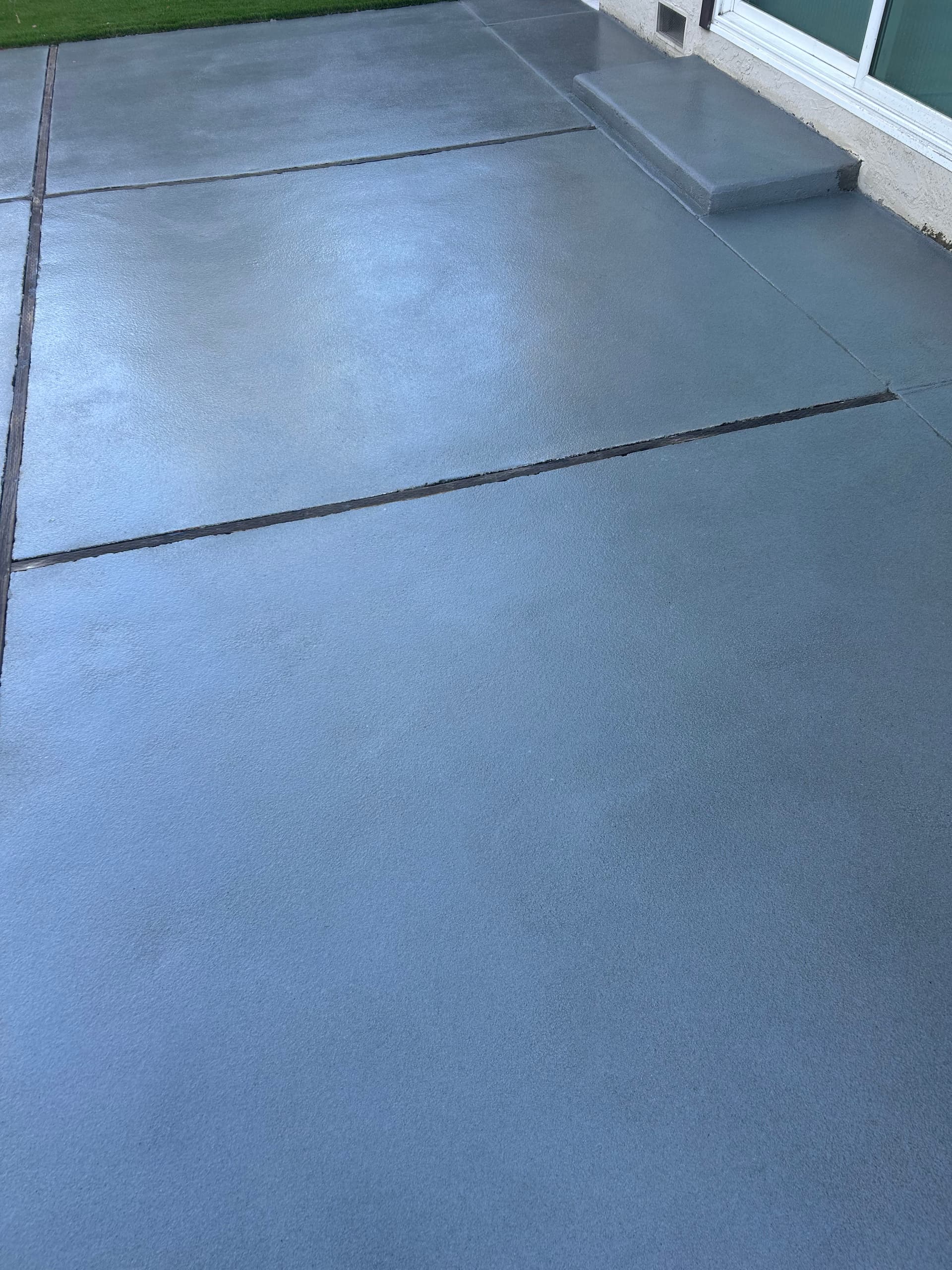 Gallery photos for Sand Broadcast Cement Overlay on a Backyard Patio: Image #3