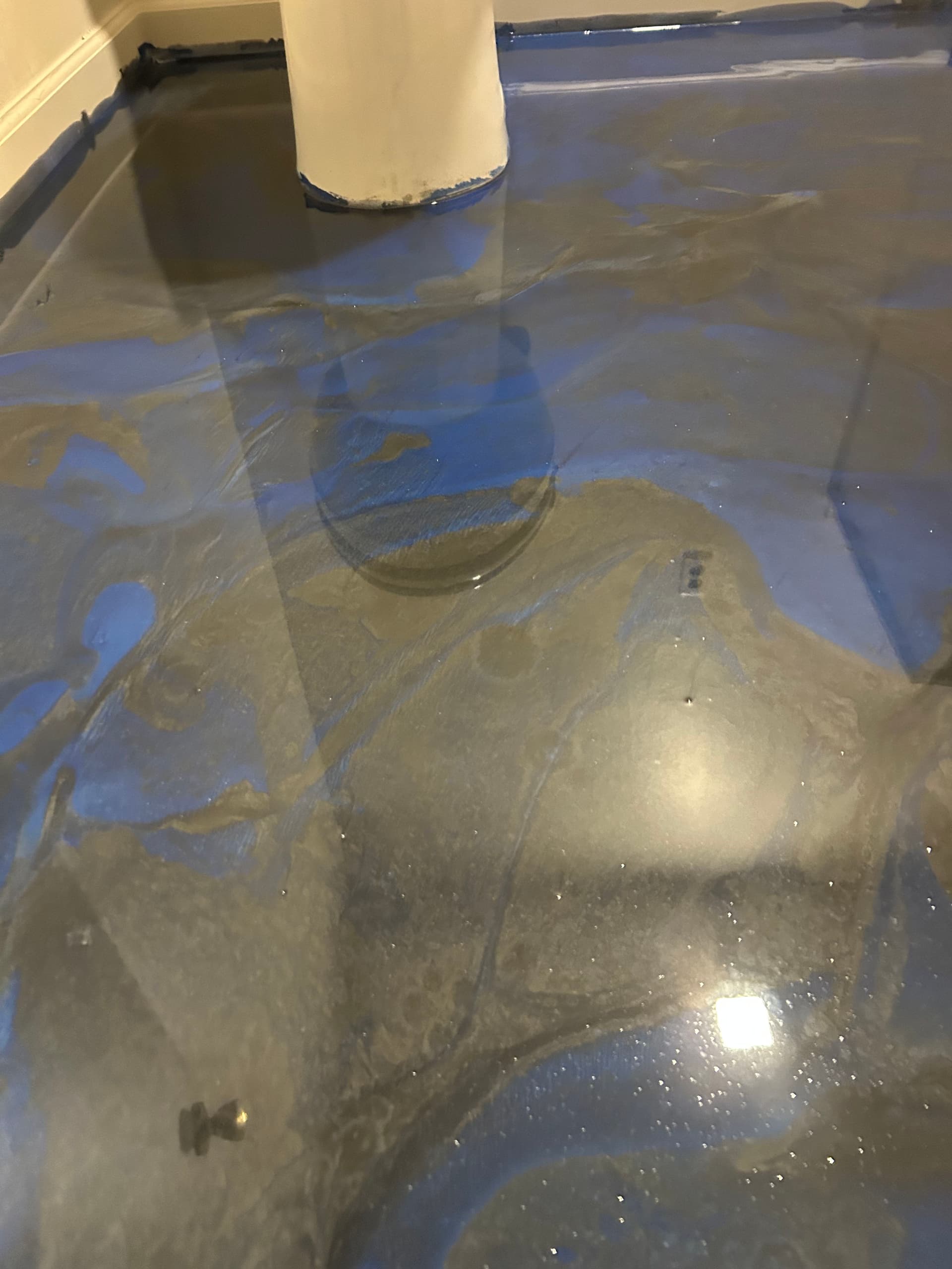 Gallery photos for Blue Gray Metallic Epoxy Floors for a Bathroom and Office: Image #2